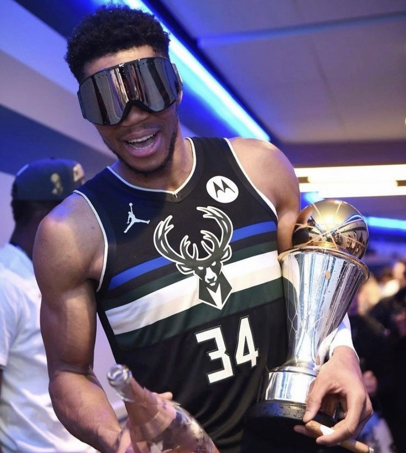 将随战绩共 将随战绩共